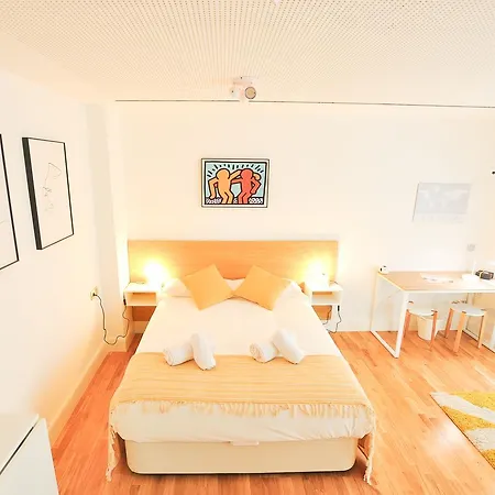 Apartamento Renthas Madre De Dios Studio Málaga